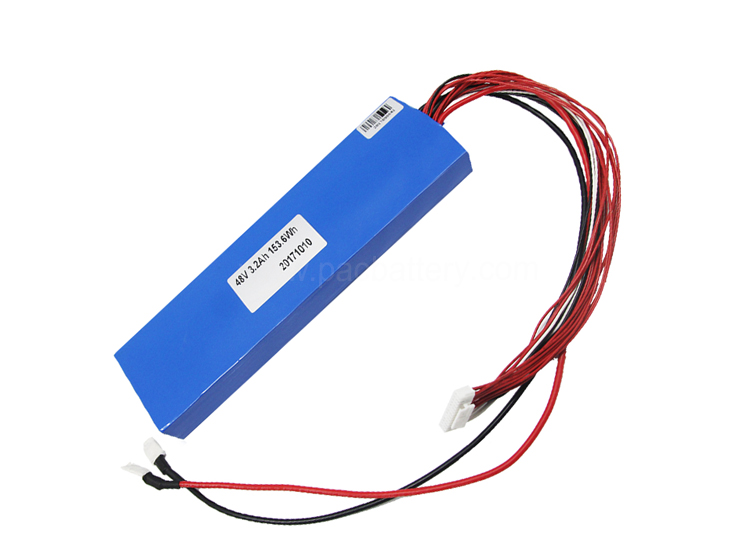 Lithium-Ionen-Batteriepack Phosphat 153.6Wh Markenzelle 15s1p 48V 3.2AH